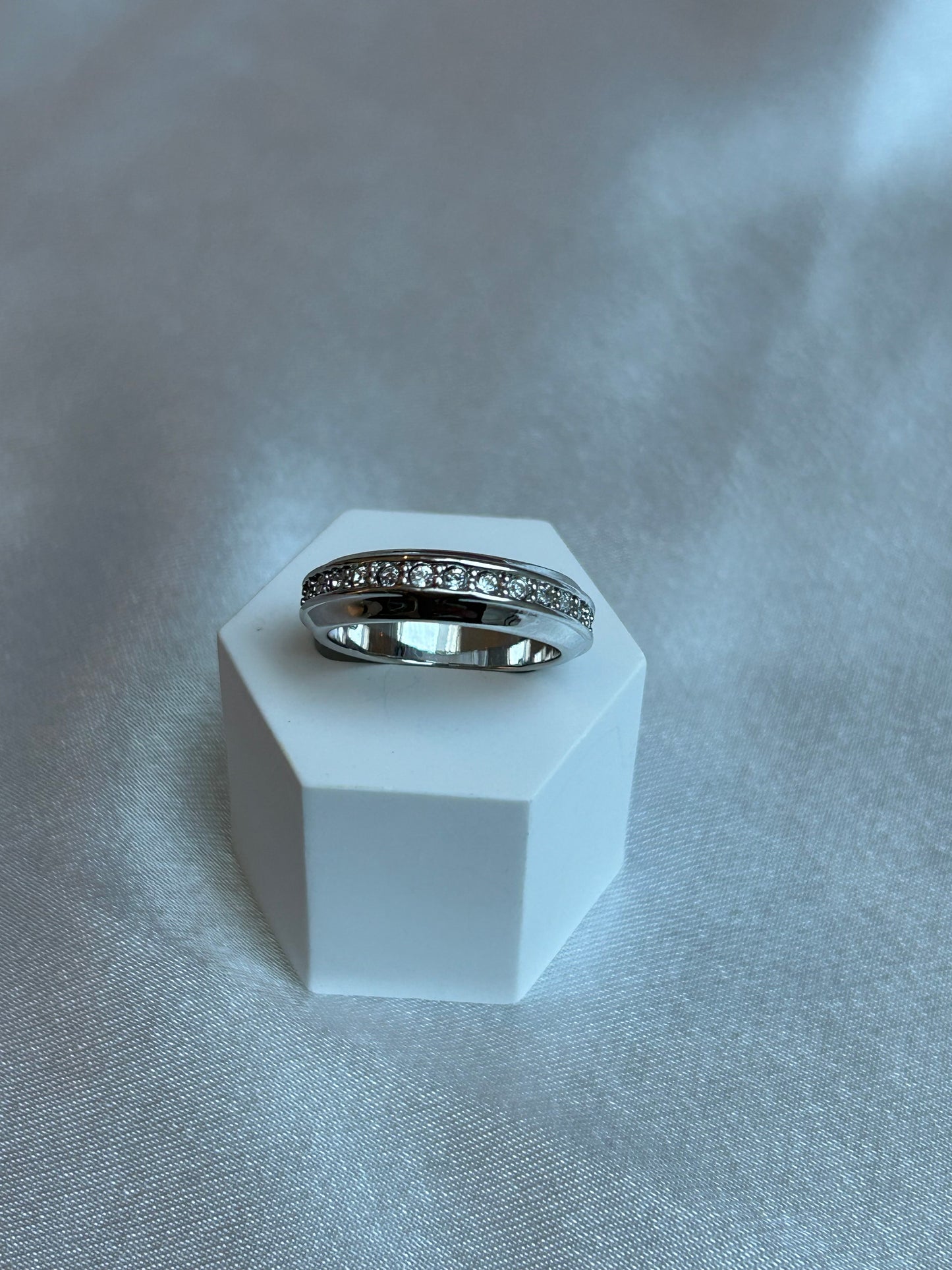 Bague argenté et strass taille 58