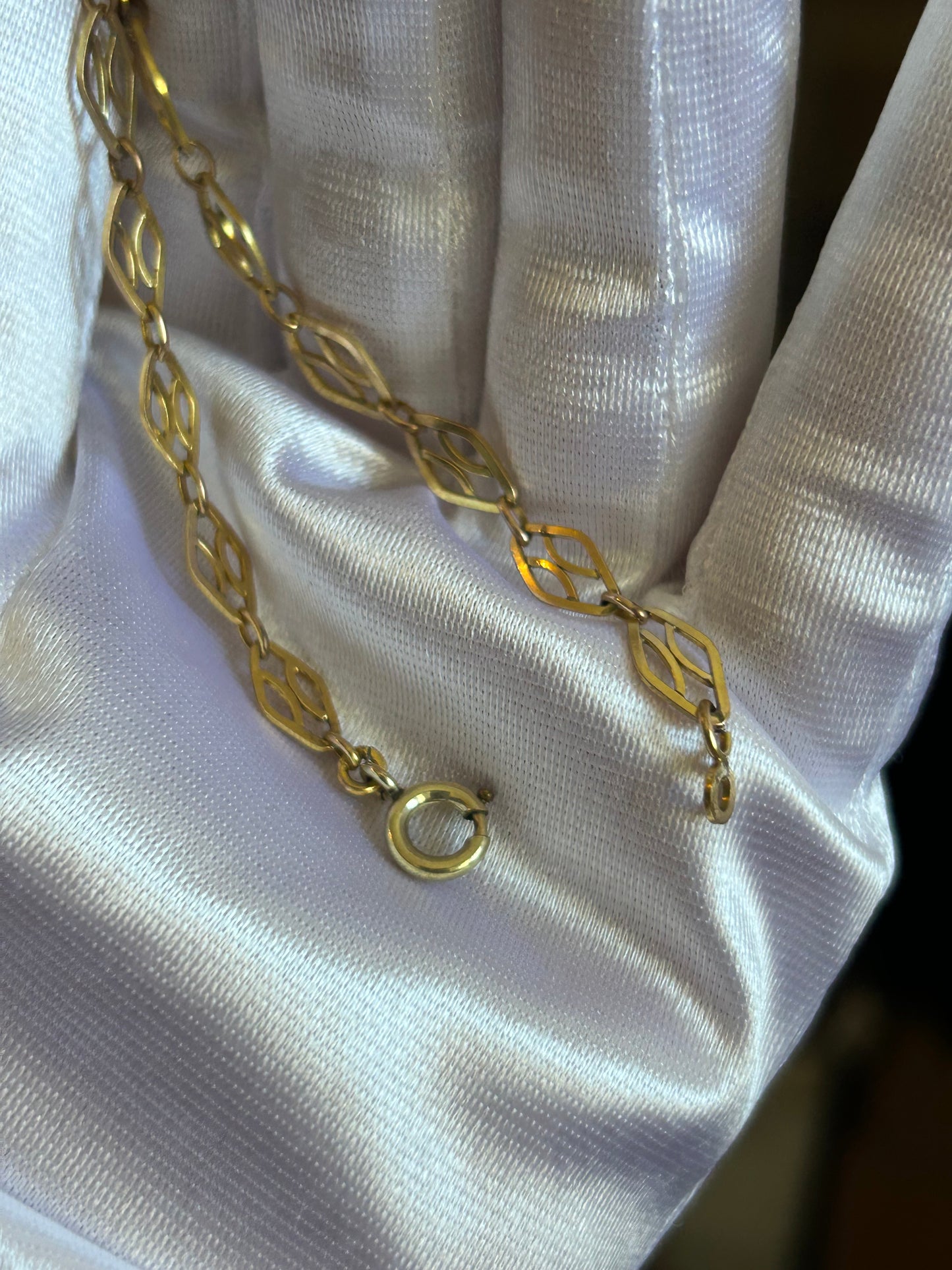 Splendide bracelet en plaqué or mailles ovales