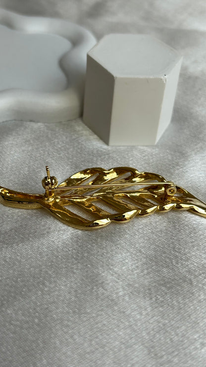 Broche vintage feuille et strass