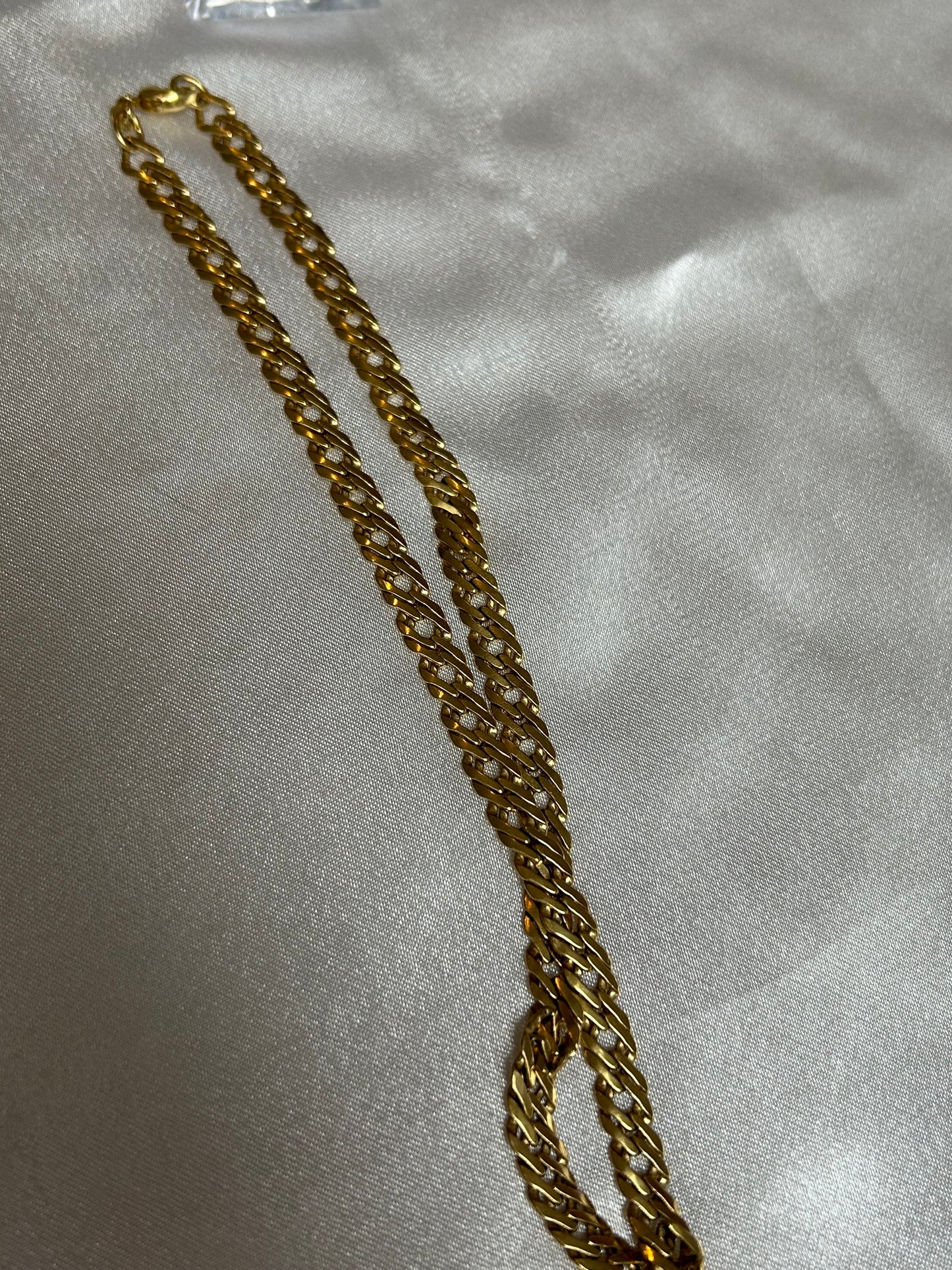 Collier en plaqué or grosses mailles anglaises plates