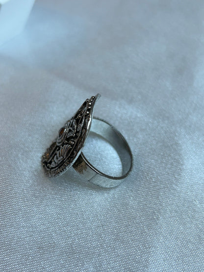 Bague vintage argenté cercle et motifs