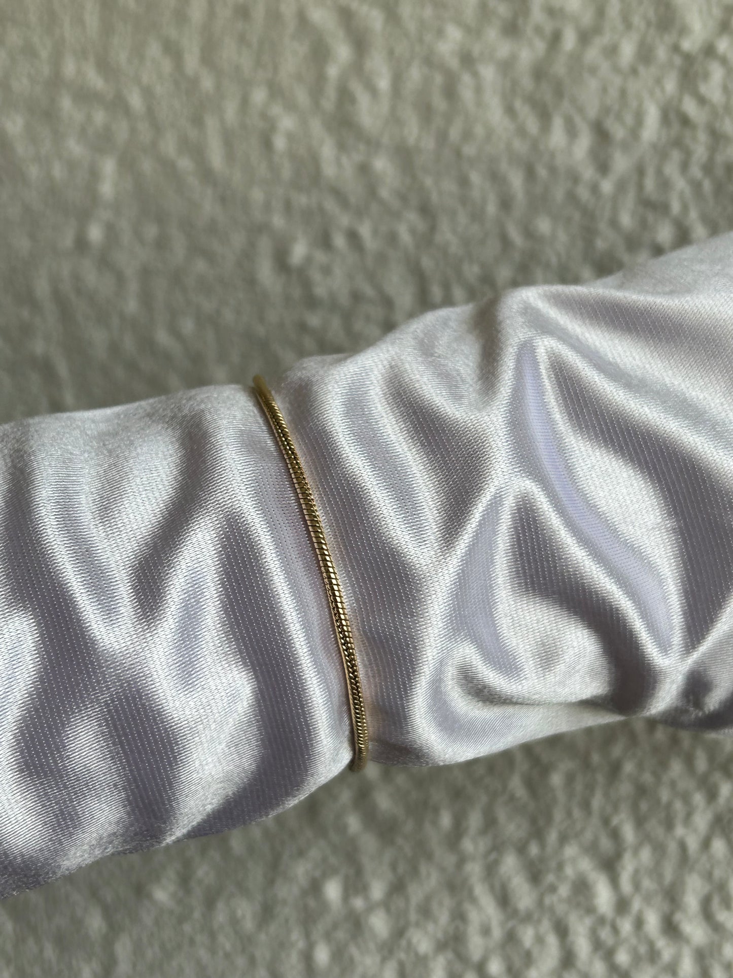 Bracelet en plaqué or maille raffinée