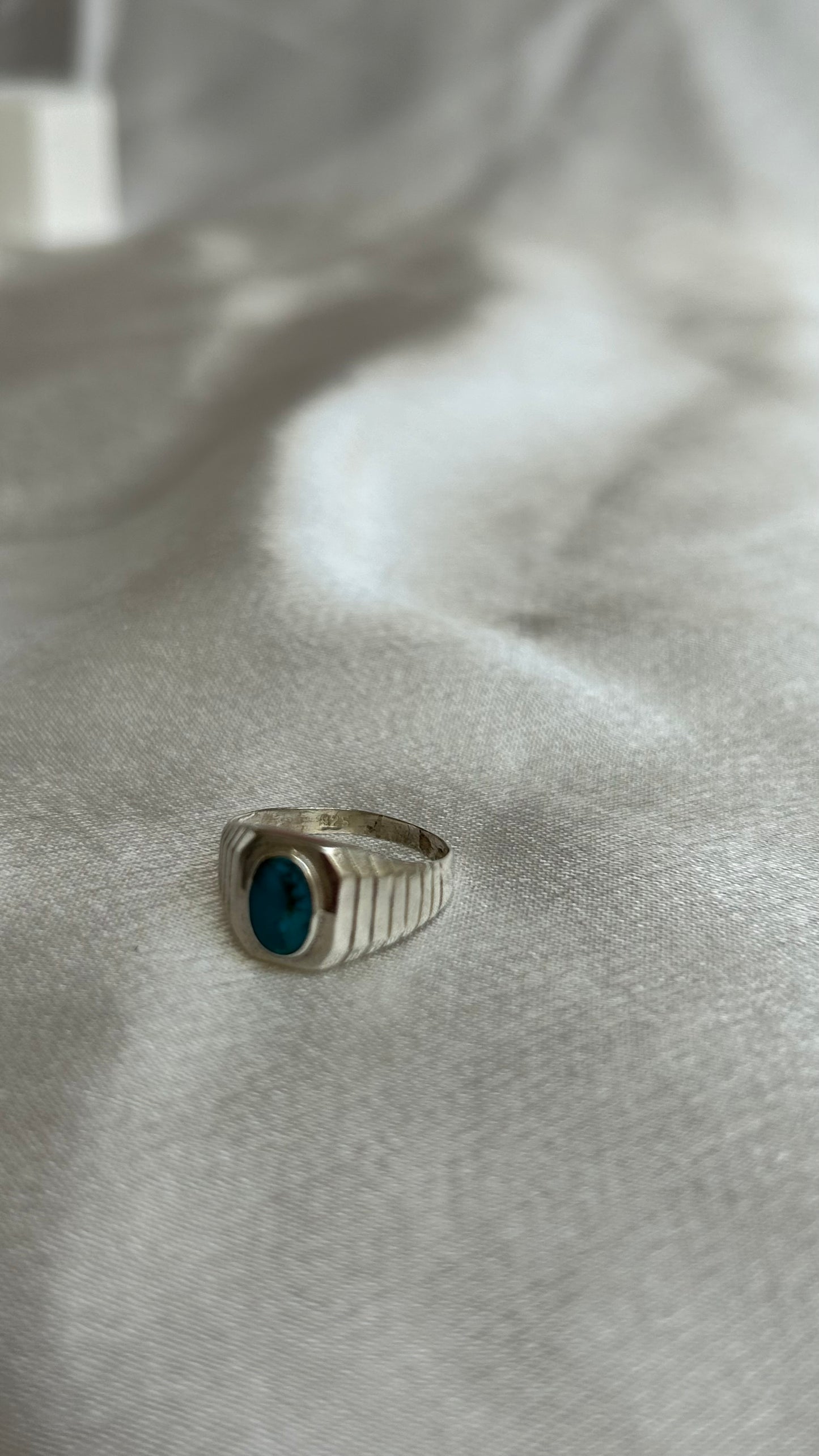 Bague chevalière vintage en argent et turquoise taille 53