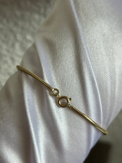 Bracelet en plaqué or maille raffinée