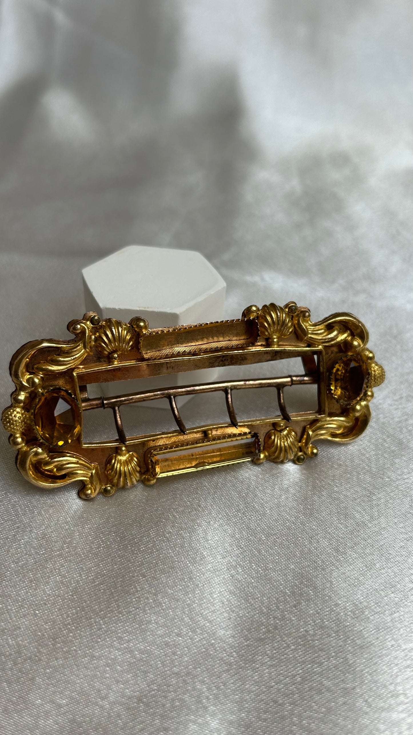 Pince à cheveux antique vintage doré et pierres