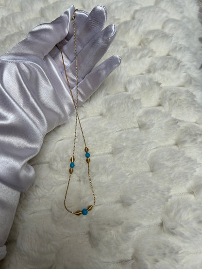 Collier vintage doré et bleu fantaisie