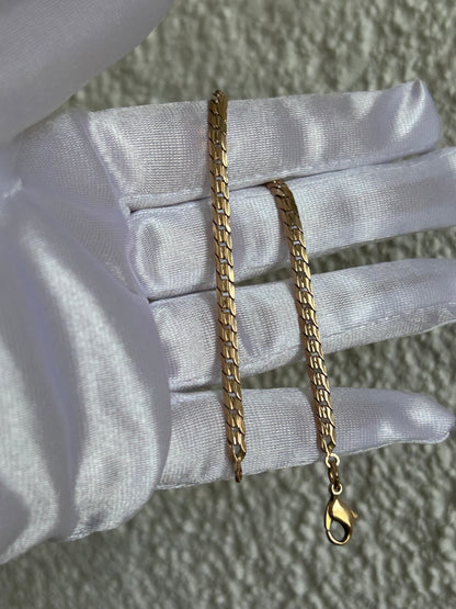 Splendide bracelet en plaqué or maille plates