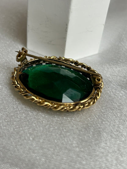 Broche vintage doré bronze et pierre verte