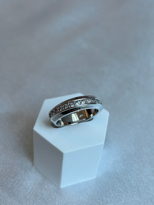 Bague argenté et strass taille 58