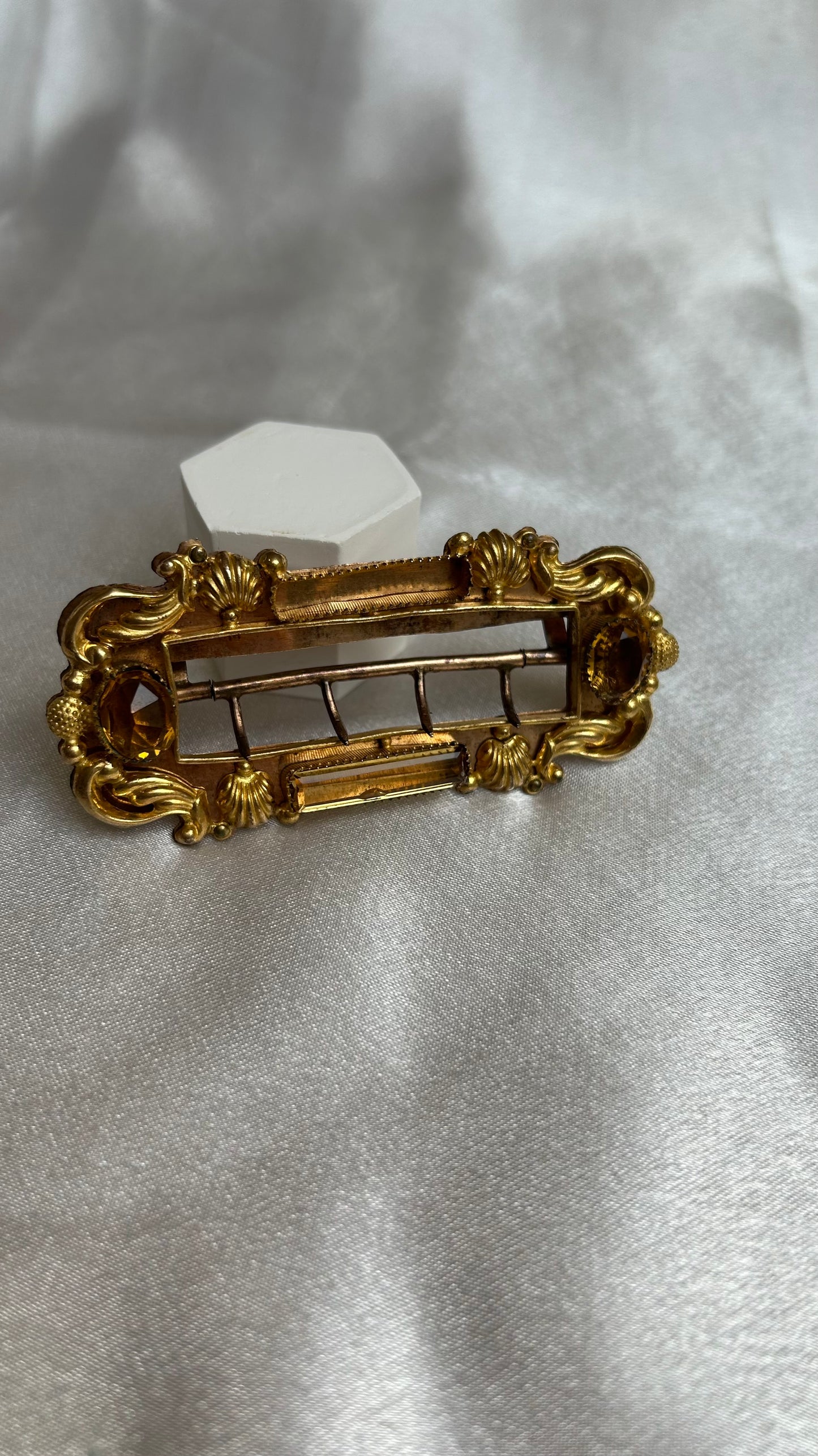 Pince à cheveux antique vintage doré et pierres