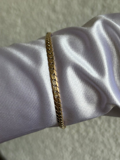 Splendide bracelet en plaqué or maille plates