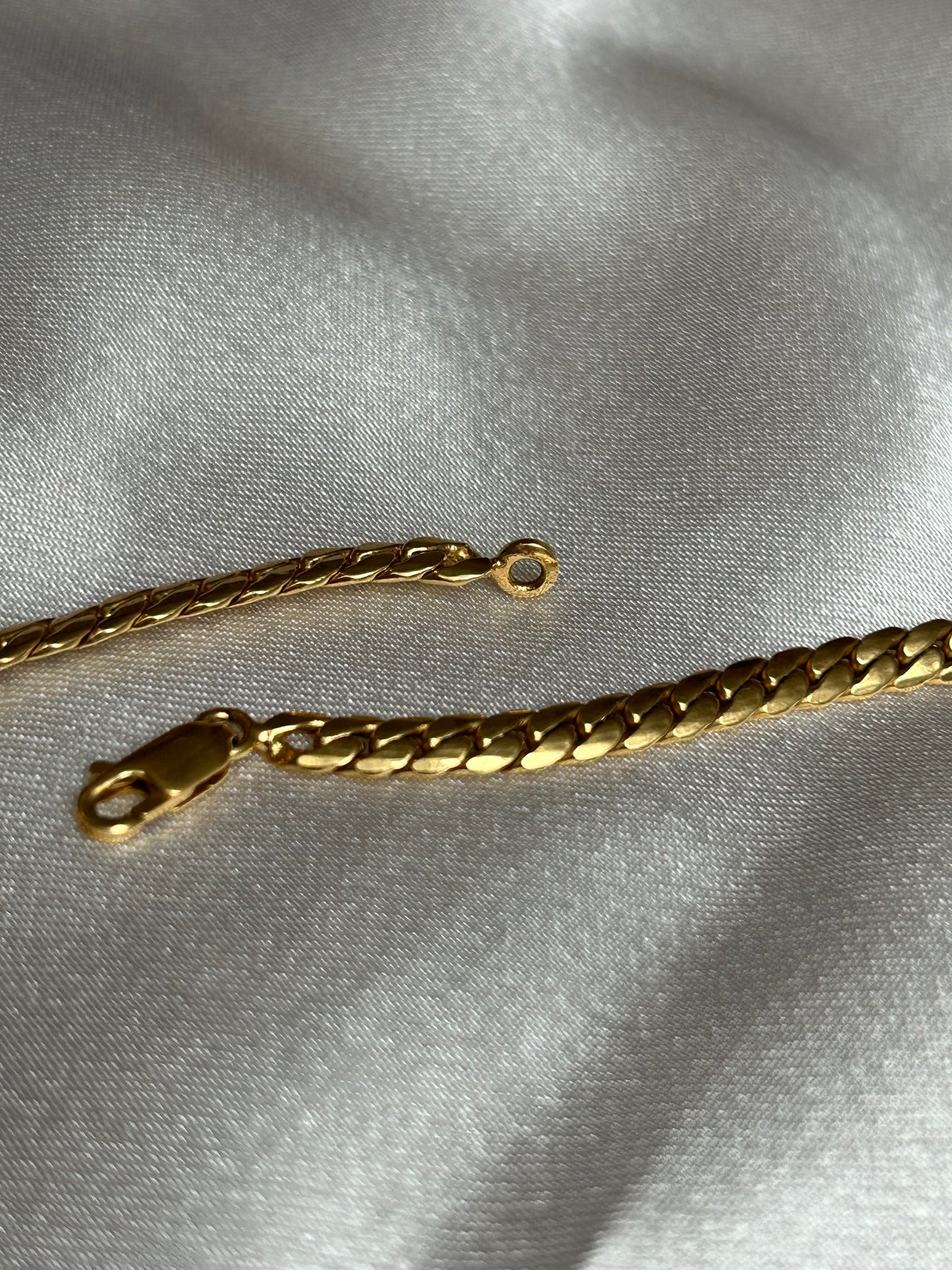 Collier en plaqué or mailles anglaises