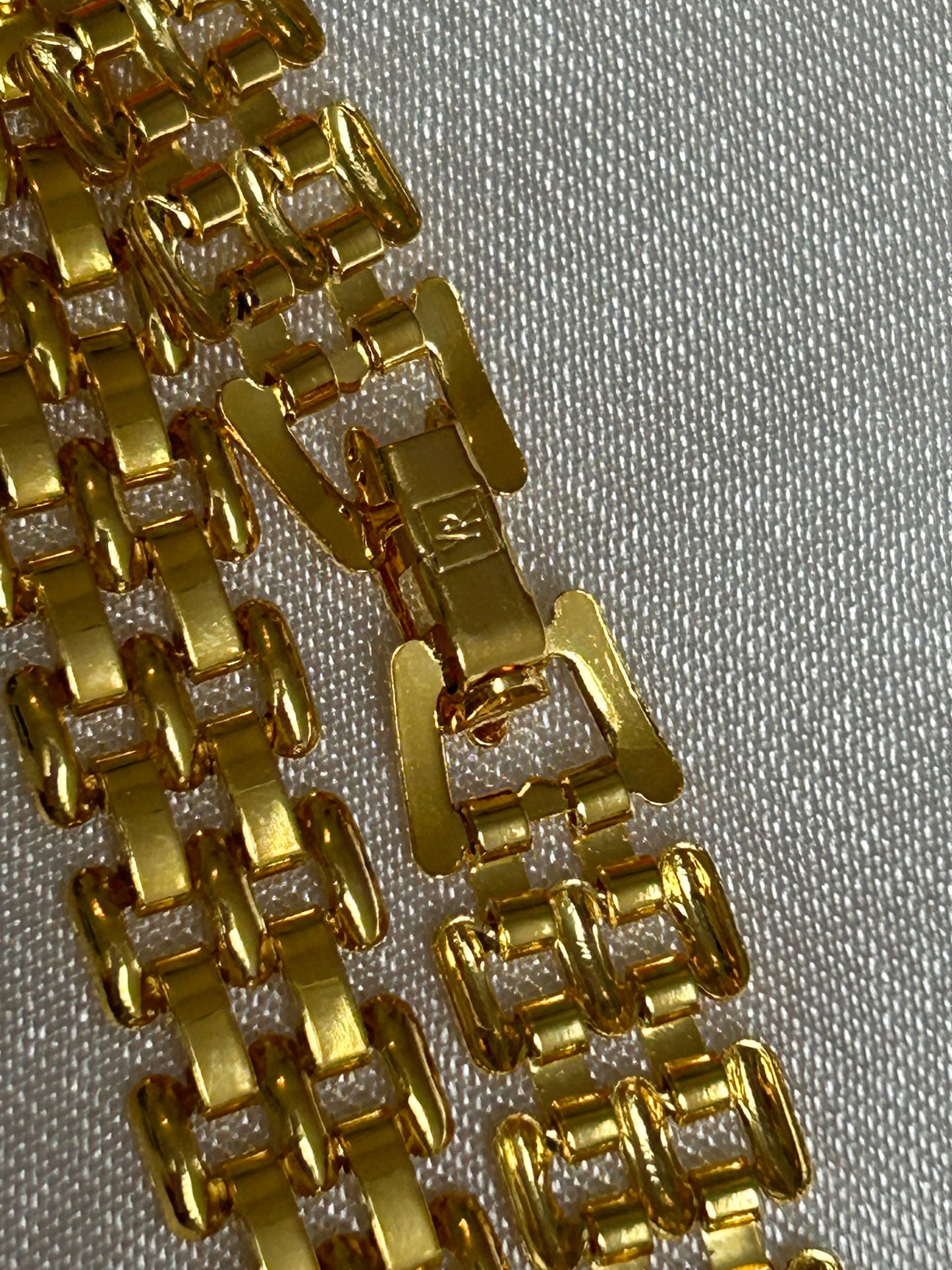 Bracelet vintage grosse maille YR doré