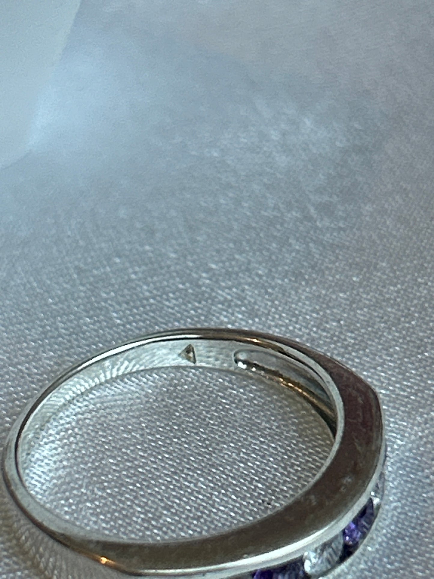 Bague strass violet et transparent taille 57