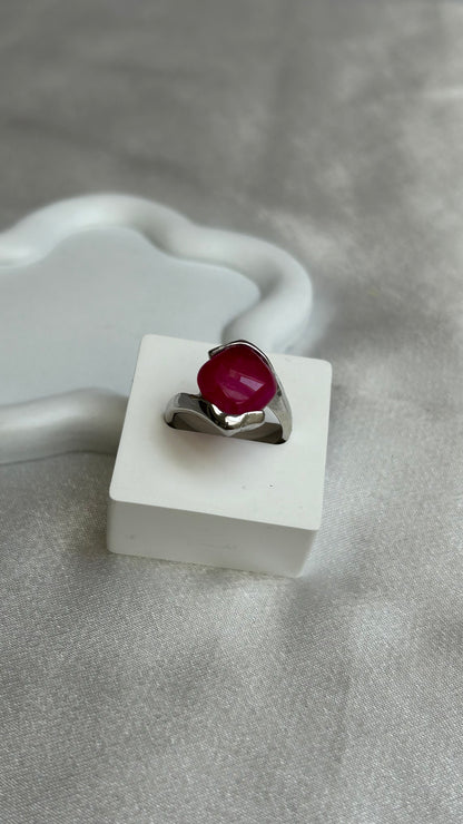Bague vintage argenté et pierre rose fuseau taille 59