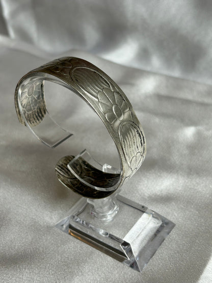 Bracelet jonc en argent vieilli