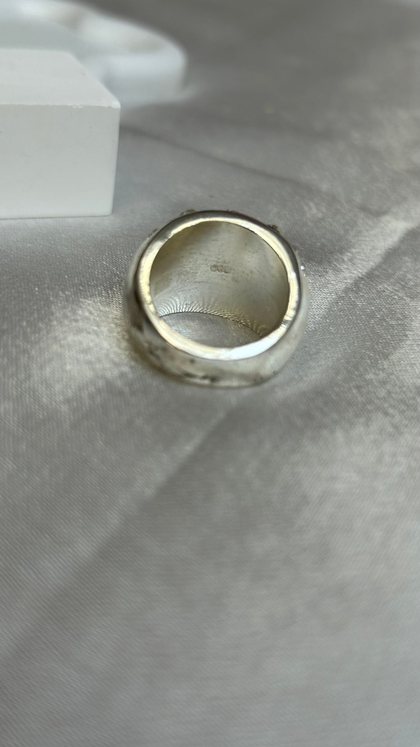 Bague vintage argenté et strass taille 55