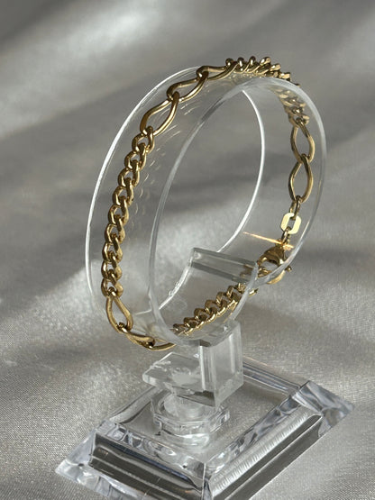 Bracelet en plaqué or avec 3 ovales entrelacés