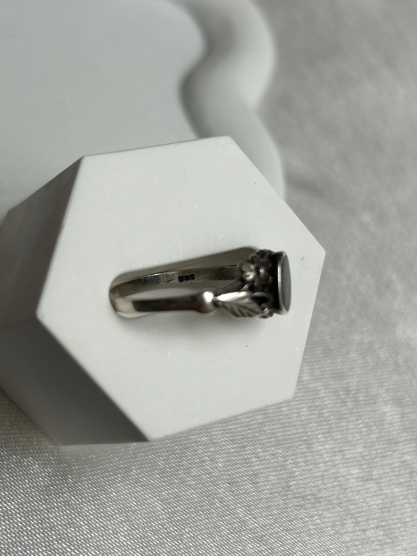 Bague vintage en argent taille 56 et pierre noir