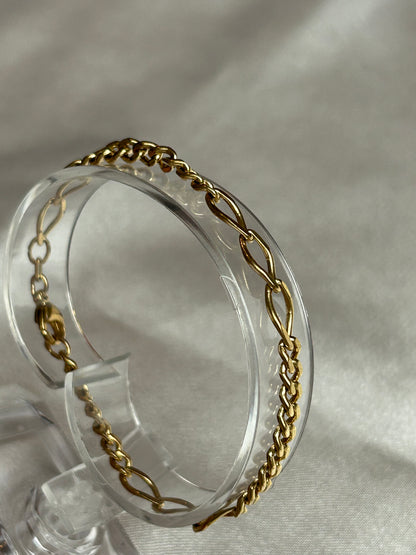 Bracelet en plaqué or avec 3 ovales entrelacés