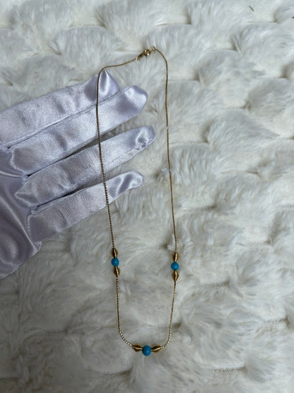 Collier vintage doré et bleu fantaisie