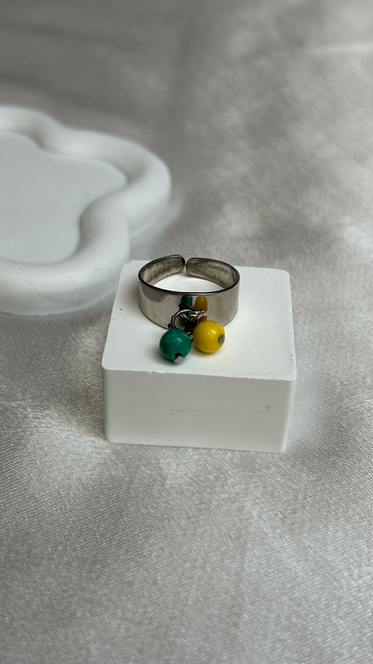 Bague vintage argenté atypique et perles taille ajustable