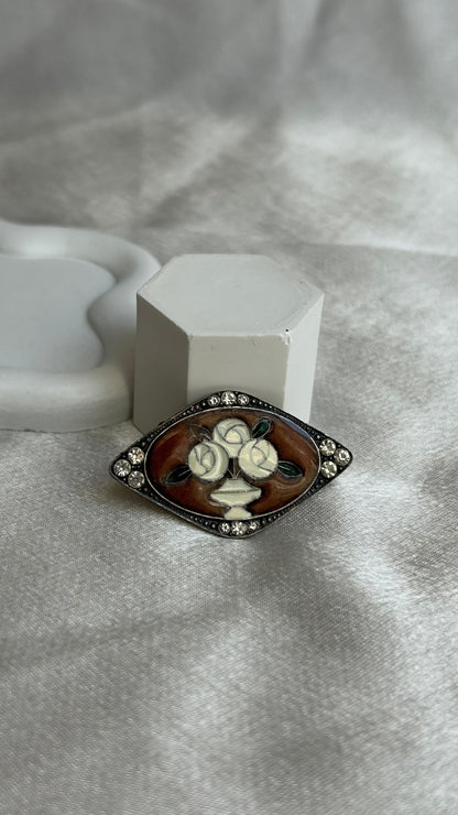 Broche vintage atypique fleurs rose peintes