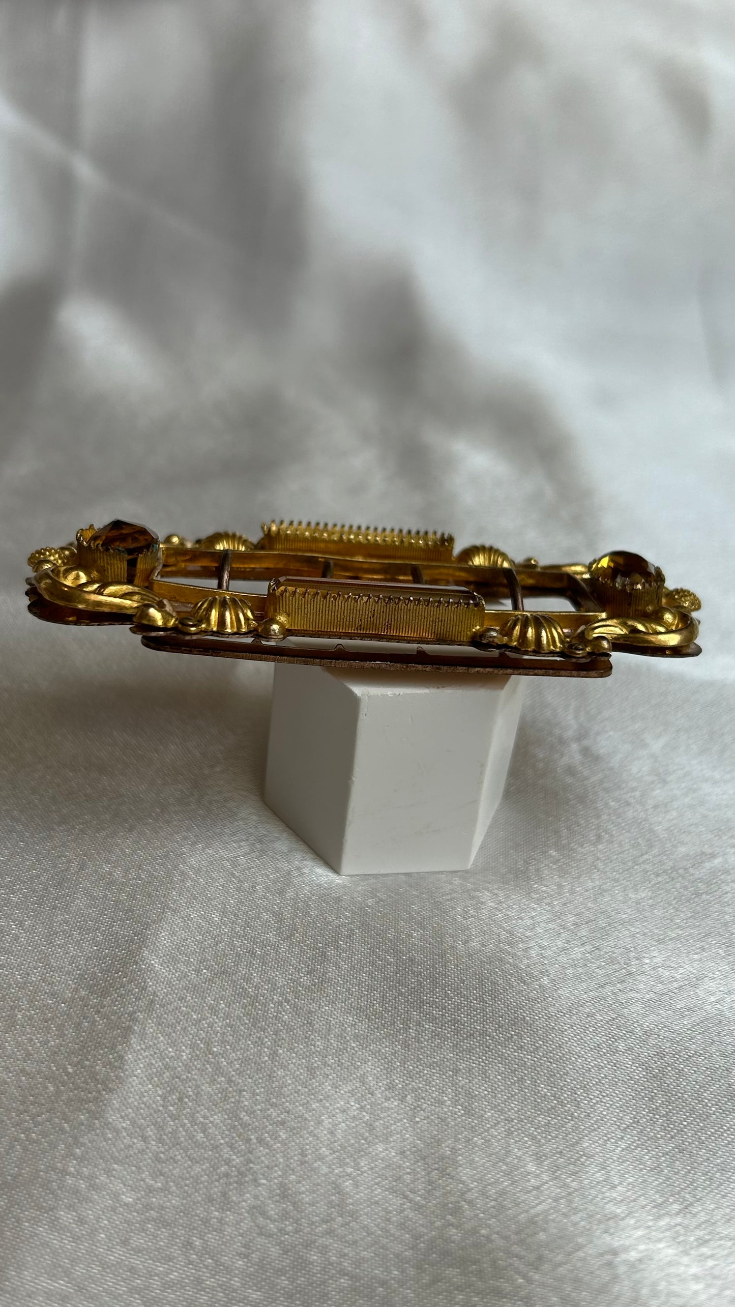 Pince à cheveux antique vintage doré et pierres