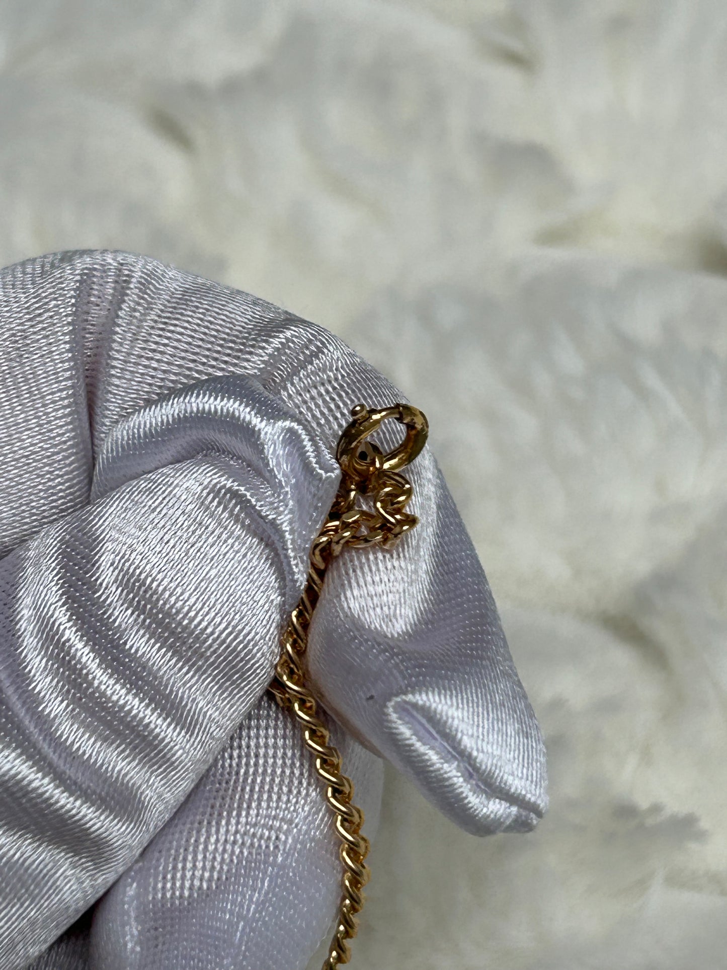 Jolie chaîne vintage en plaqué or femme