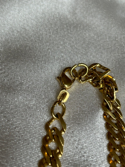 Collier en plaqué or grosses mailles anglaises plates