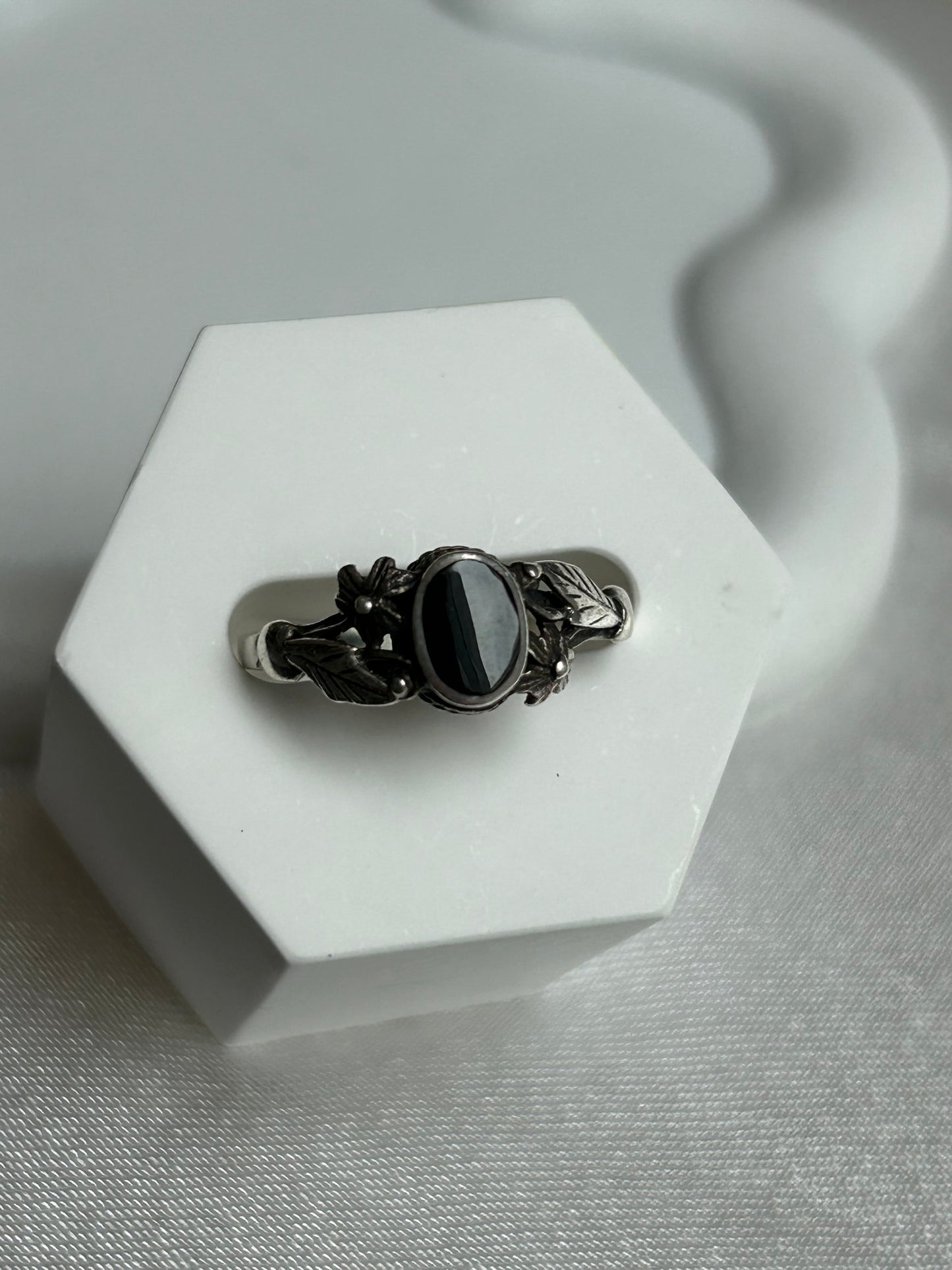 Bague vintage en argent taille 56 et pierre noir