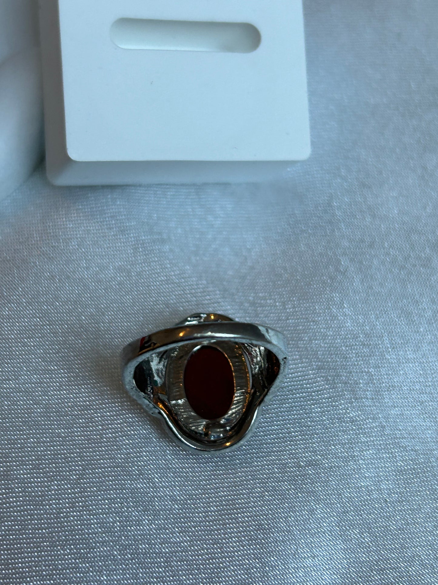 Bague vintage pierre rouge taille 59-60
