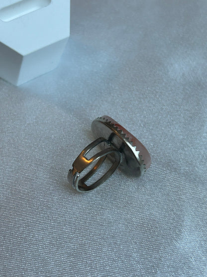 Bague vintage taille ajustable et pierre marbrée rose