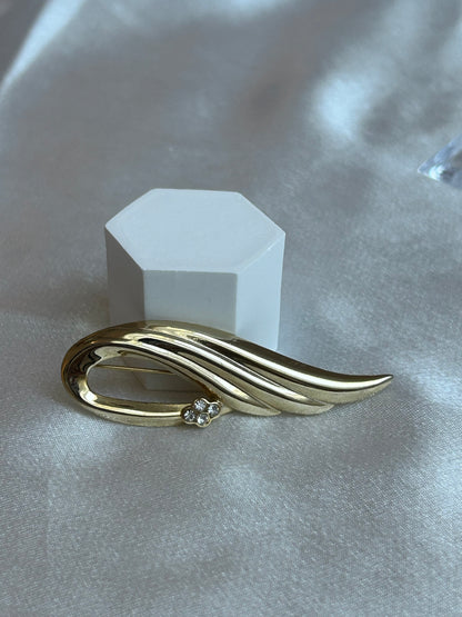 Broche vintage doré à strass goutte