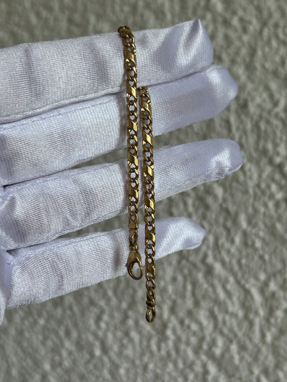 Bracelet en plaqué or maille atypique doré