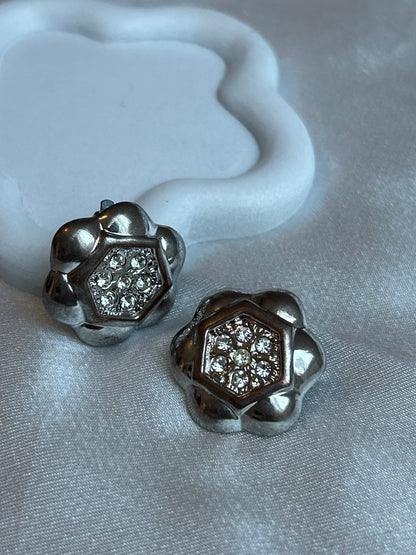 Boucles d’oreilles à strass format pins vintage fleure