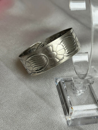 Bracelet jonc en argent vieilli