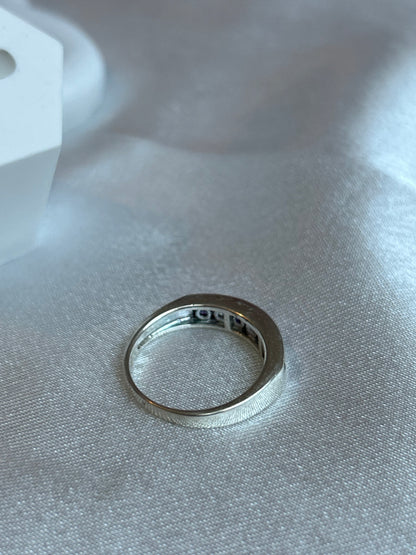 Bague strass violet et transparent taille 57