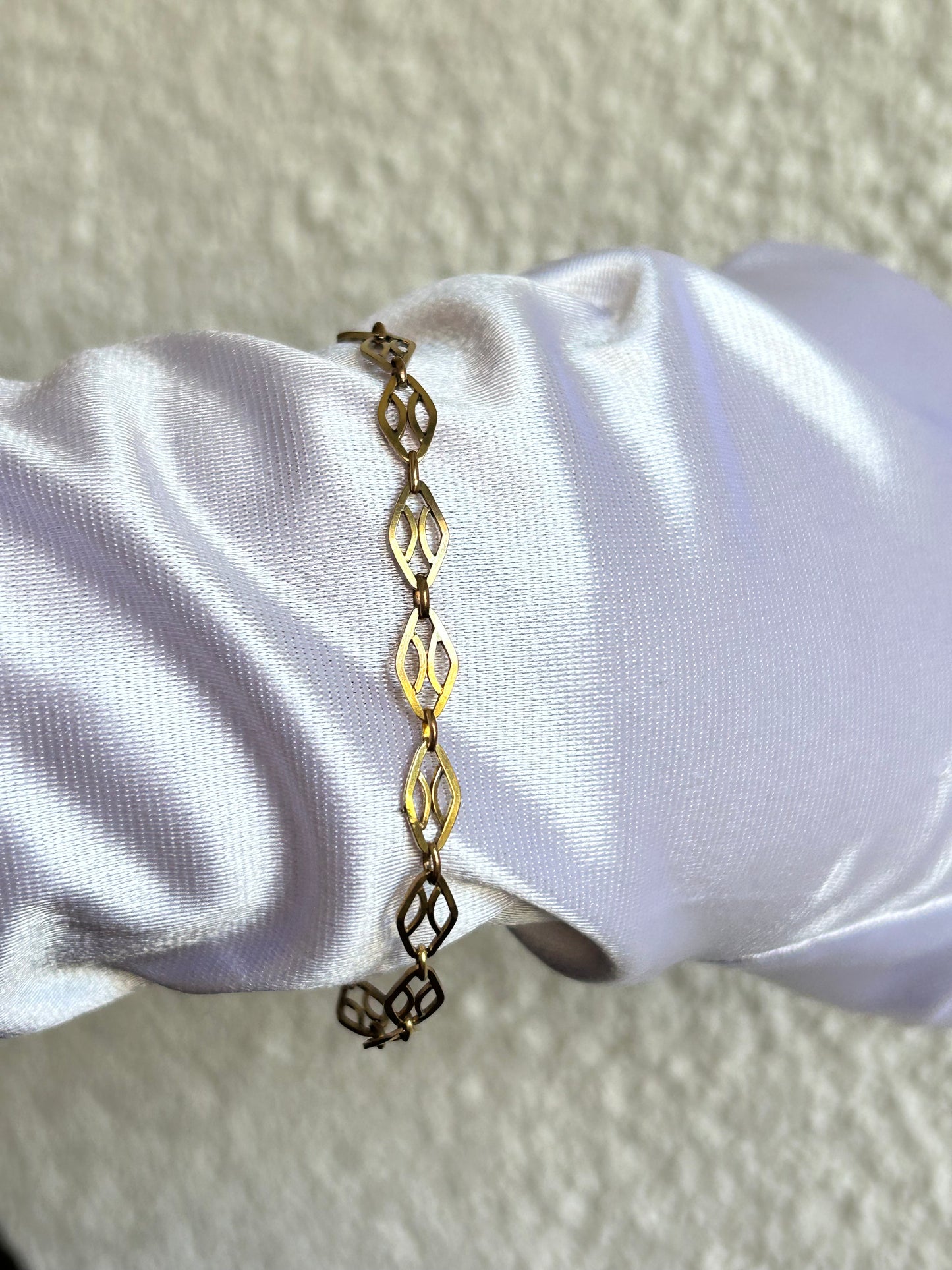 Splendide bracelet en plaqué or mailles ovales