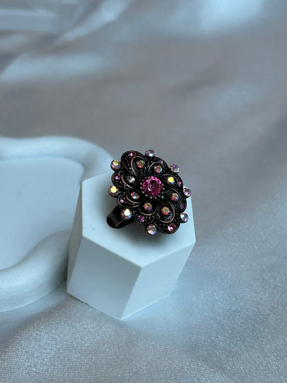 Bague ajustable vintage noir rose et strass