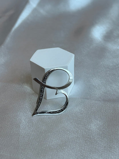 Broche vintage argenté lettre « B »