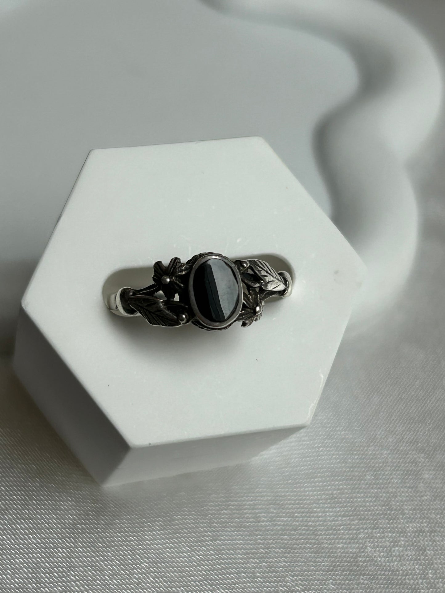 Bague vintage en argent taille 56 et pierre noir