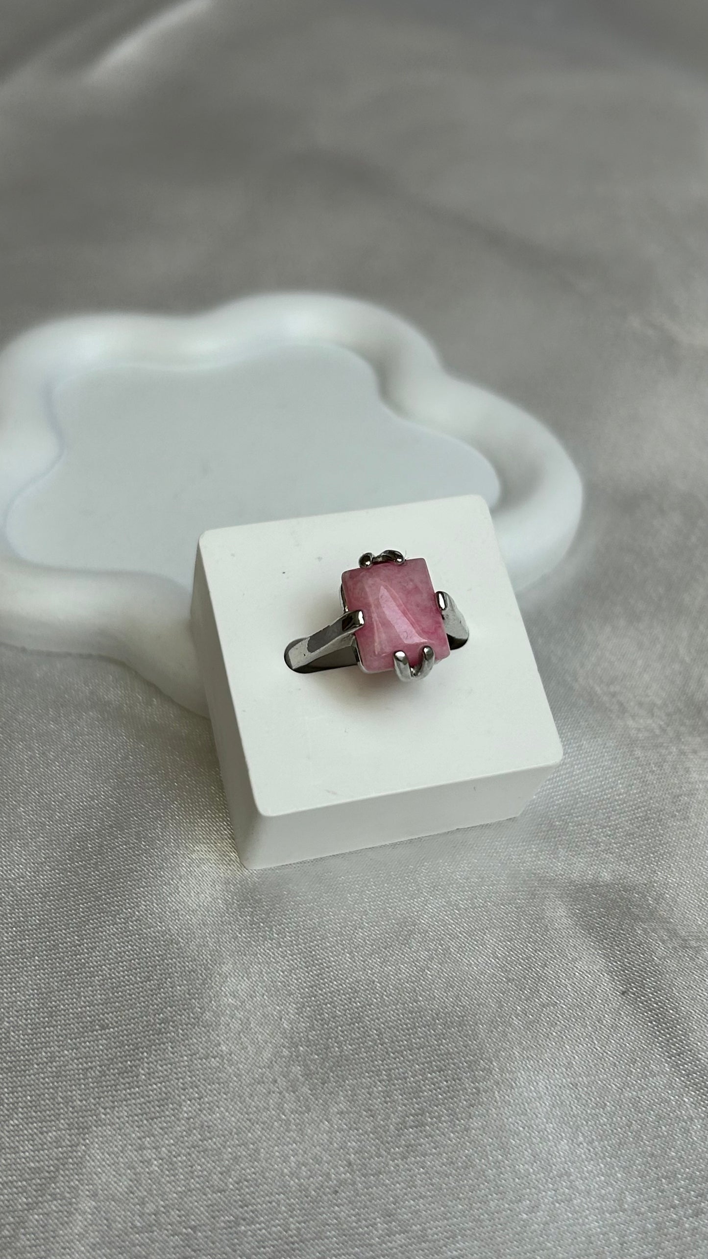 Bague vintage argenté et pierre rose taille 55