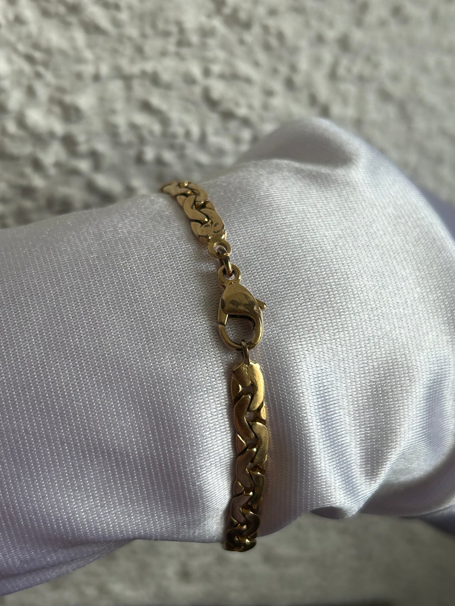 Splendide bracelet maille plates plaqué or d’occasion