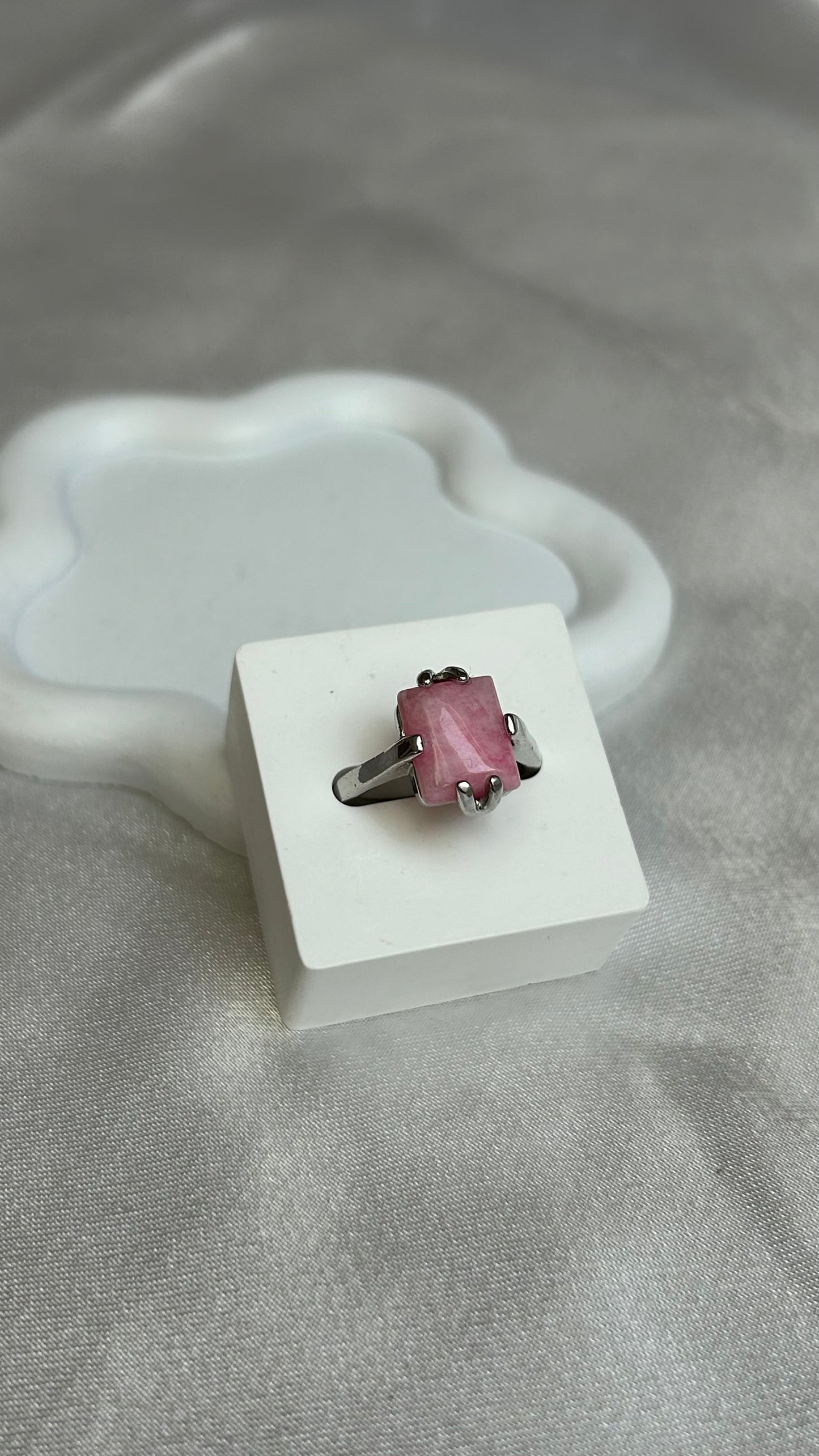 Bague vintage argenté et pierre rose taille 55