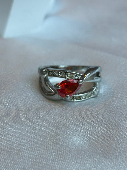 Bague vintage taille 58 argenté et strass rouge