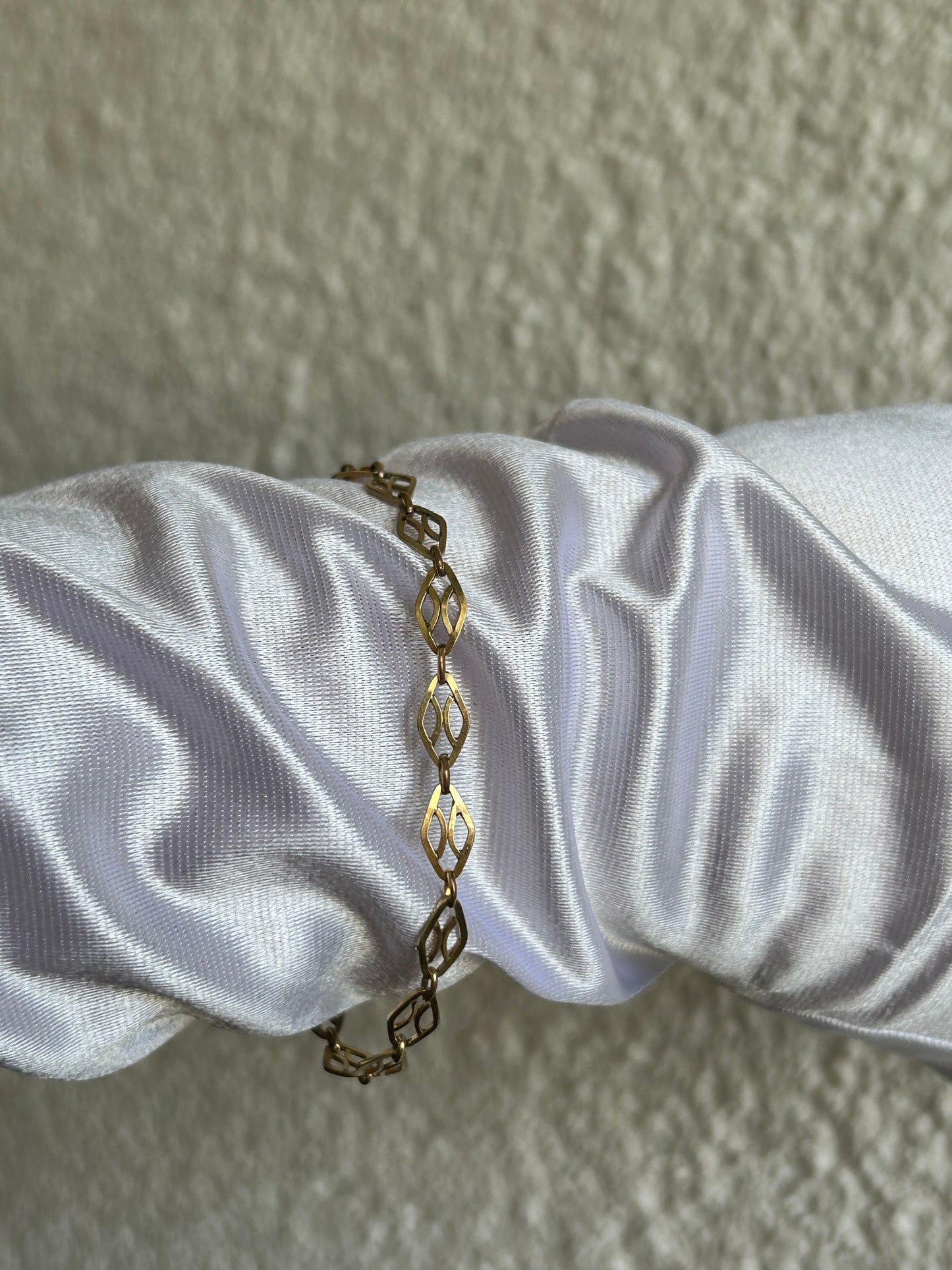 Splendide bracelet en plaqué or mailles ovales