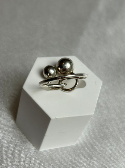 Jolie bague vintage en argent taille 55 avec boules d’argent