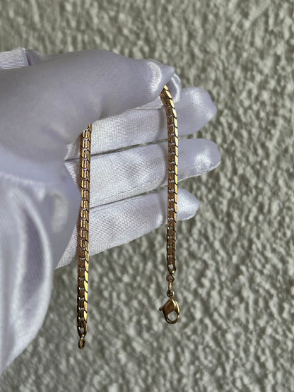 Splendide bracelet en plaqué or maille plates