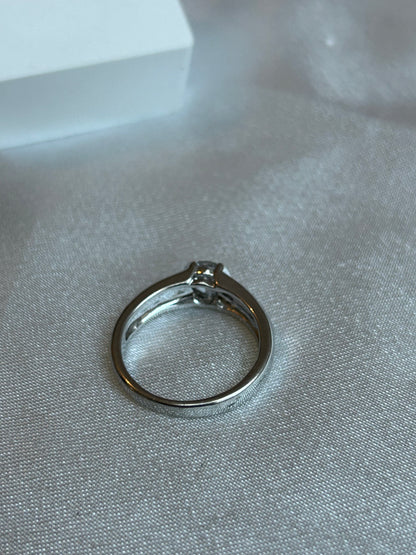 Bague argenté vintage à strass taille 58 poinçon triangle